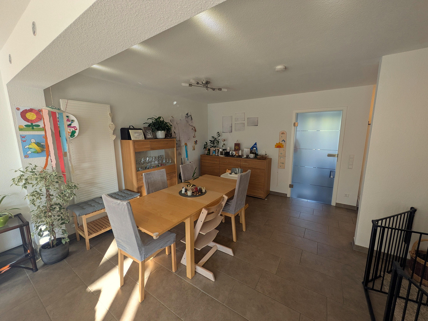 Familientraum am Waldrand - Kernsaniertes Reihenhaus mit sonniger Terrasse und Ausbaureserve – Plochingen(Stumpenhof) – Vorschaubild 3