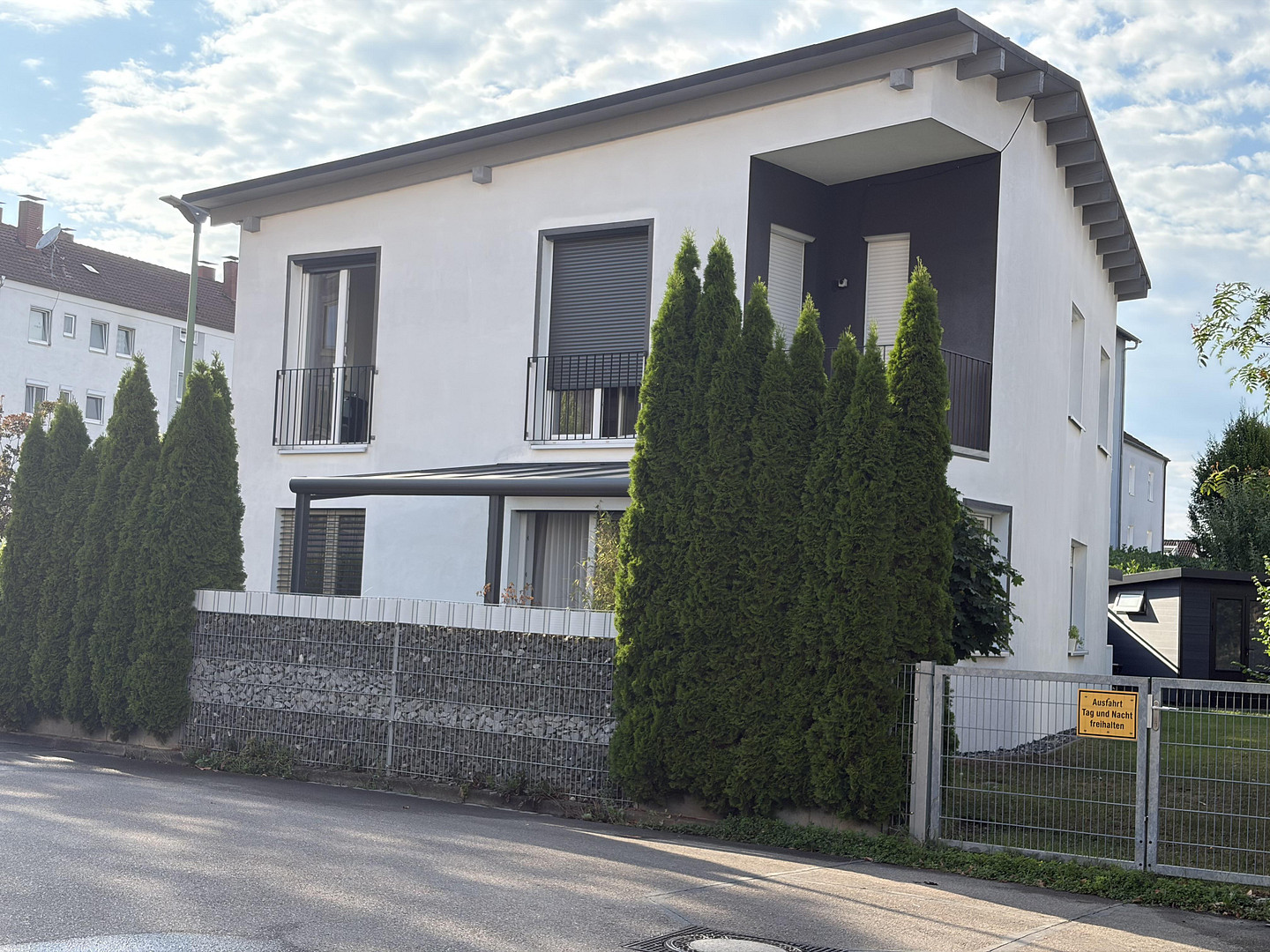 Architektenhaus mit Pool – Neu-Ulm – Vorschaubild 3