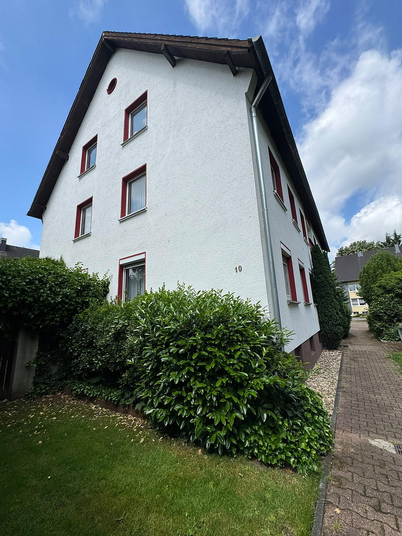 Attraktive und frisch renovierte 3-Zimmer-Wohnung in gepflegtem Mehrfamilienhaus – Lindhorststraße 10, 46240 Bottrop – Vorschaubild 2