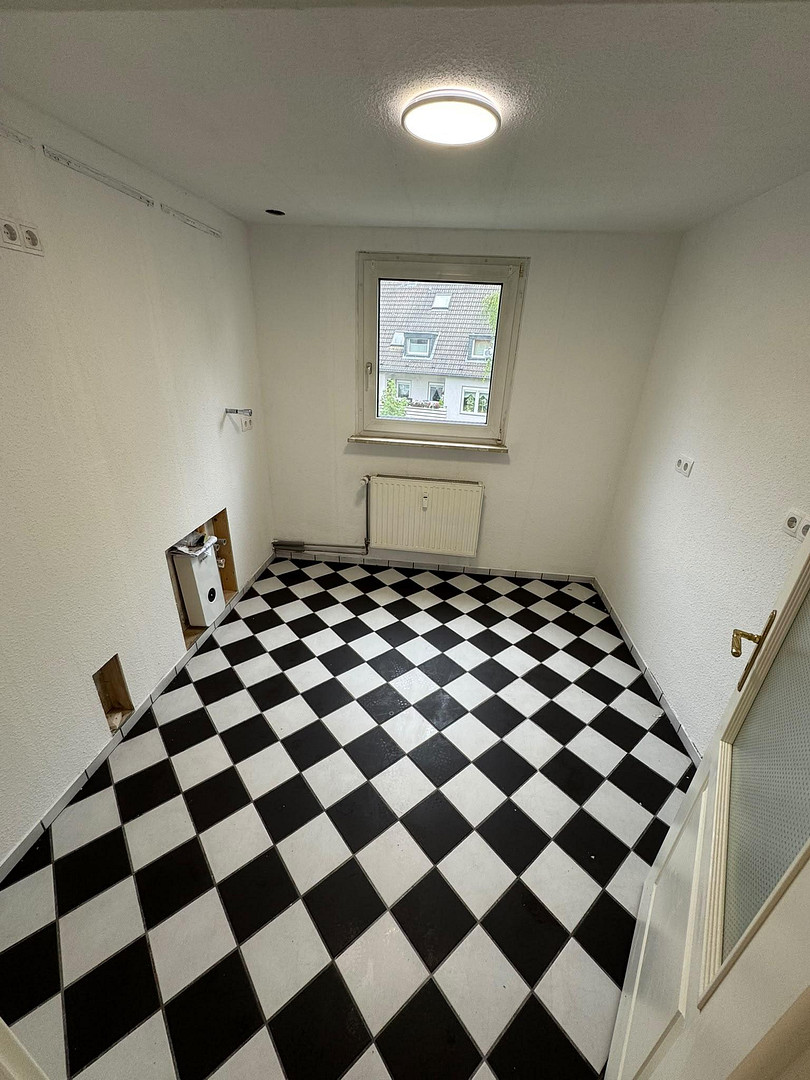 Attraktive und frisch renovierte 3-Zimmer-Wohnung in gepflegtem Mehrfamilienhaus – Lindhorststraße 10, 46240 Bottrop – Vorschaubild 14