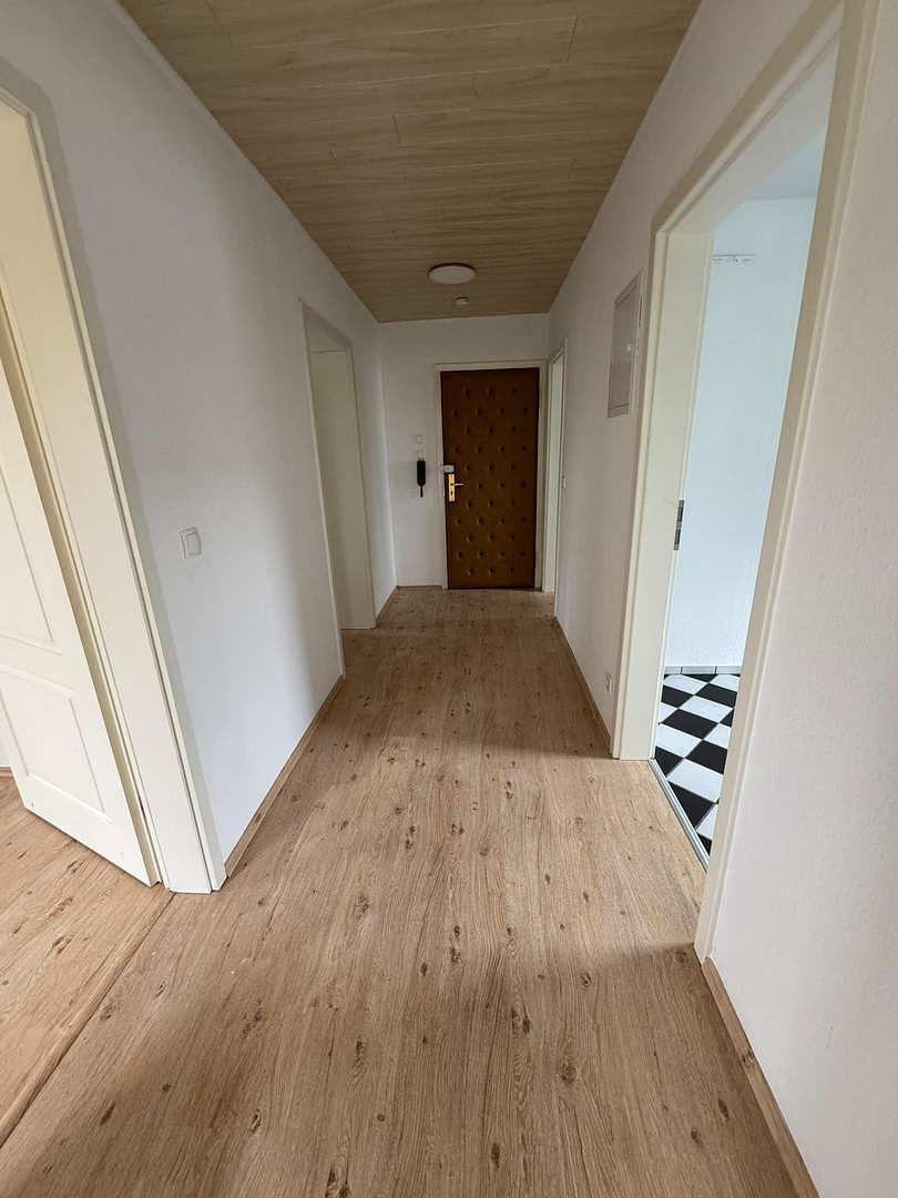 Attraktive und frisch renovierte 3-Zimmer-Wohnung in gepflegtem Mehrfamilienhaus – Lindhorststraße 10, 46240 Bottrop – Vorschaubild 7