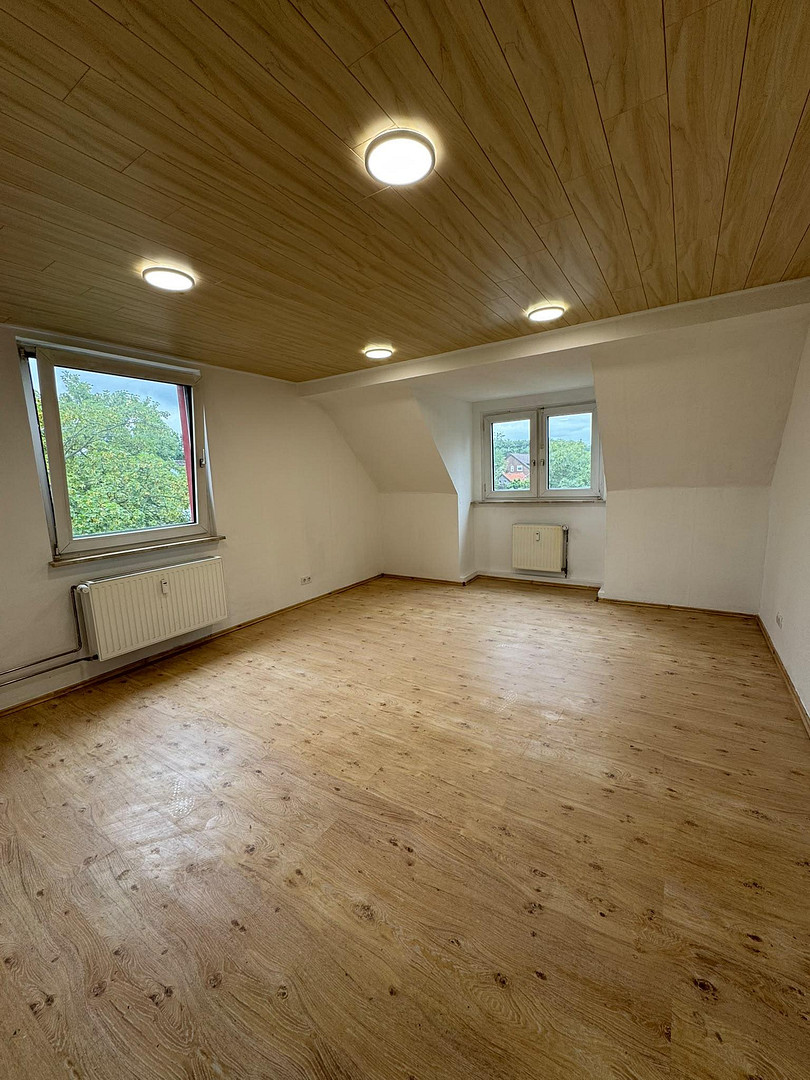 Attraktive und frisch renovierte 3-Zimmer-Wohnung in gepflegtem Mehrfamilienhaus – Lindhorststraße 10, 46240 Bottrop – Vorschaubild 8