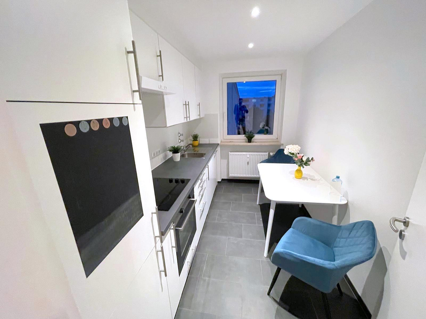 1a Kapitalanlage! Komplett sanierte und möblierte 3 Zimmer Wohnung – Blumenauerstrasse 4, 80689 München(Hadern) – Vorschaubild 6