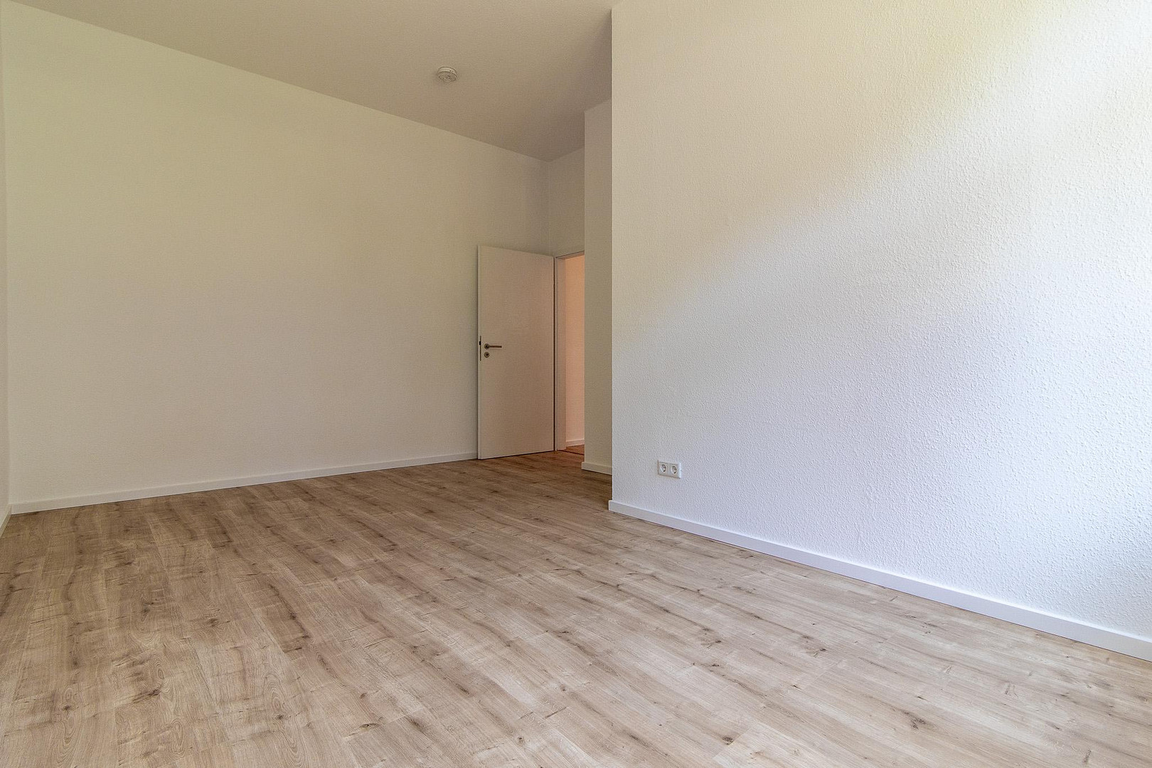 6% Rendite - neu modernisiert & vermietet: energieeffizienter Wohntraum, EBK, Wellness-Bad, Top-Lage – Chemnitz(Kaßberg) – Vorschaubild 9