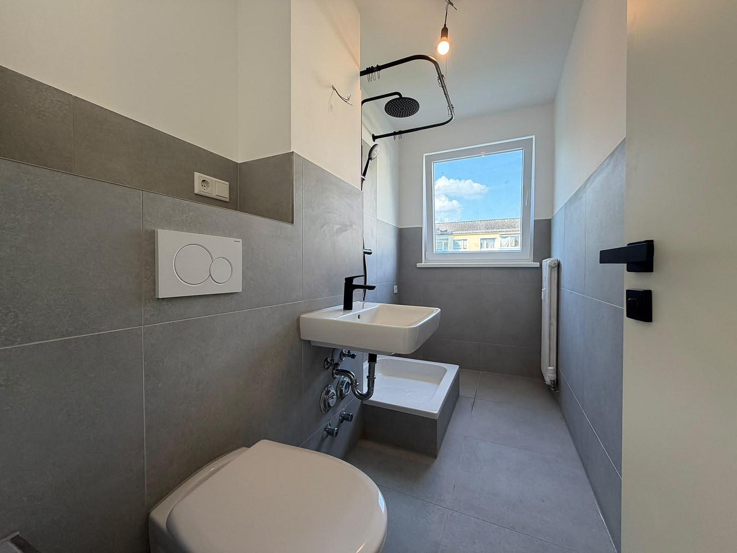 Freundliche 3-Zimmerwohnung mit Loggia & Stellplatz - Renoviert – Graubündener Straße 39, 28325 Bremen(Osterholz) – Vorschaubild 6