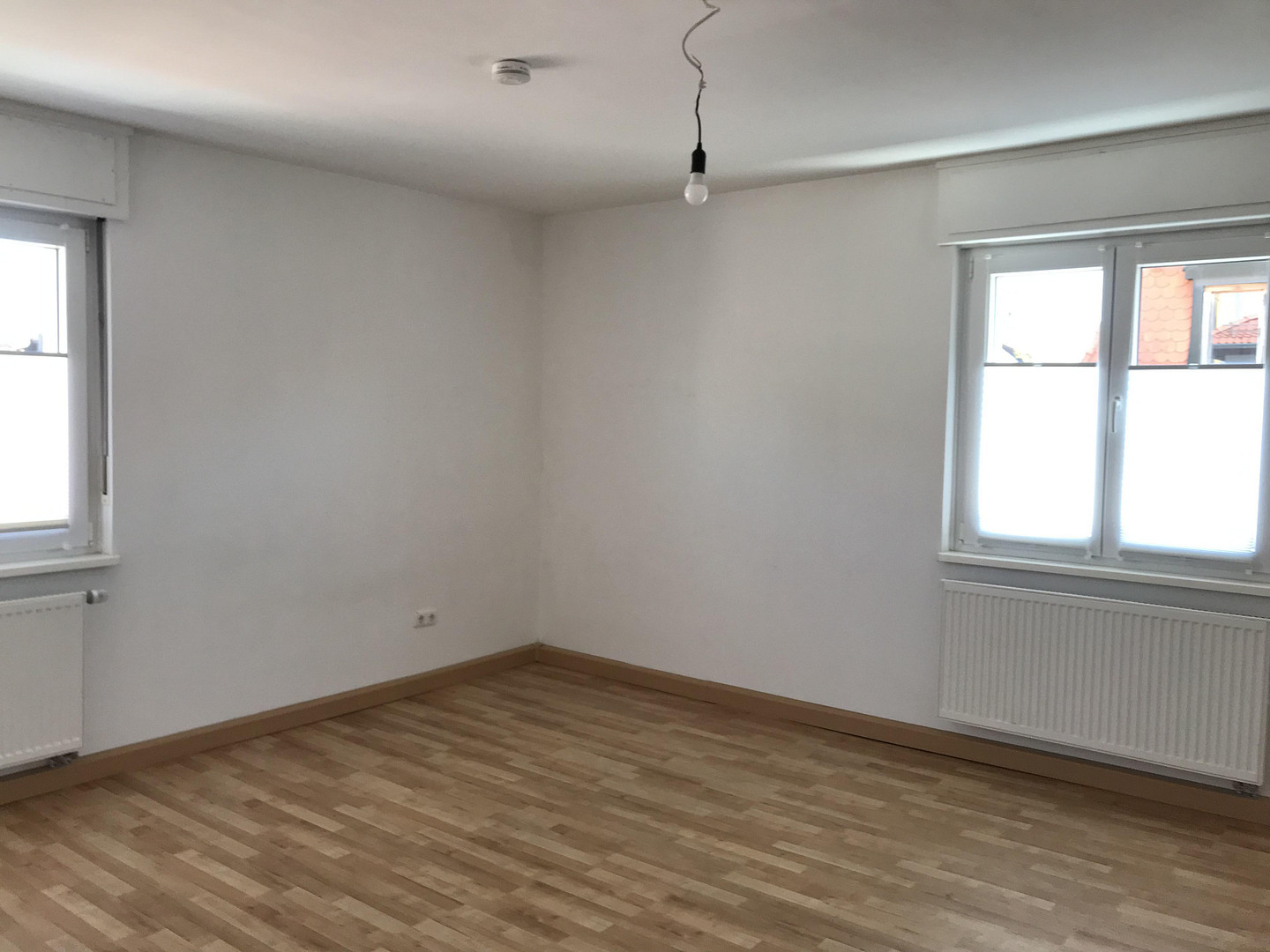 Top renovierte helle 3 ZW, WG geeignet, sehr gute Anbindung VGN – Nürnberg(Galgenhof) – Vorschaubild 7