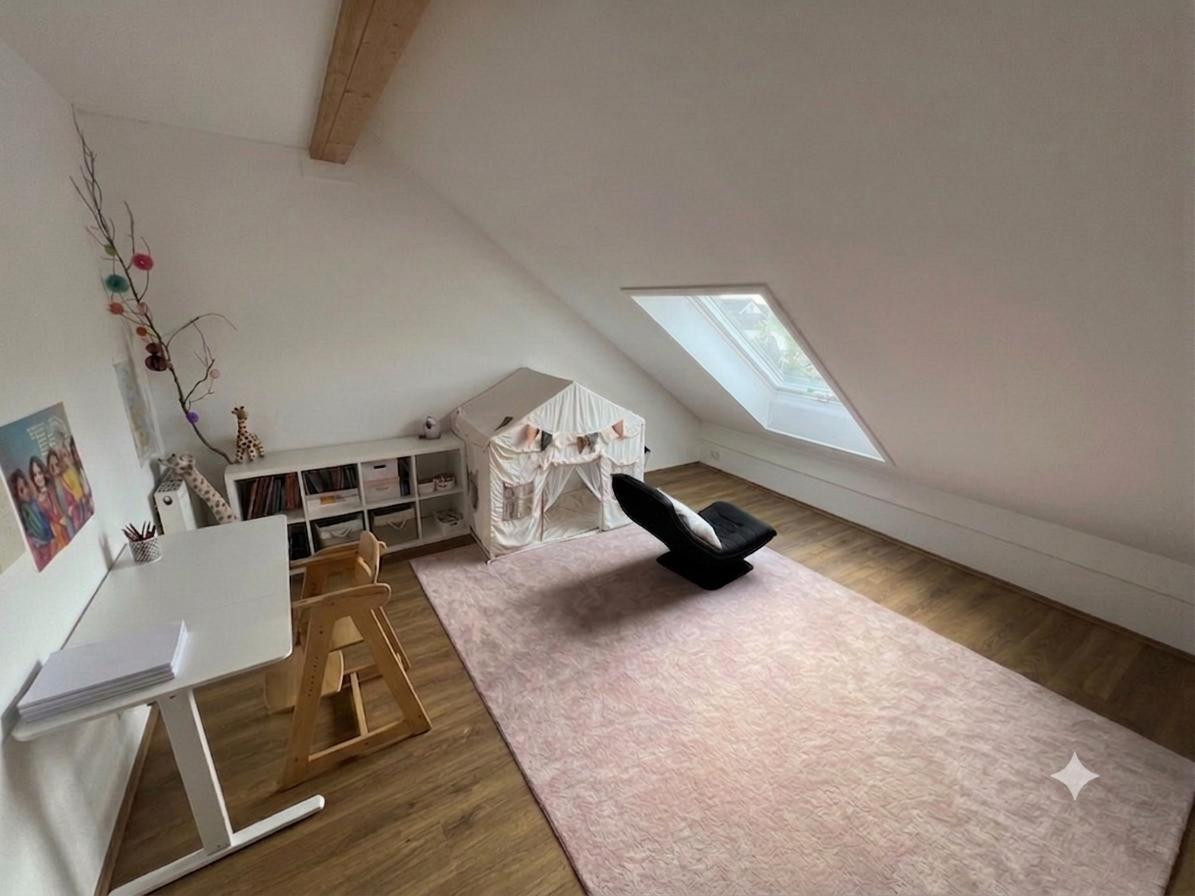 neuwertiges RMH in Schwaig mit Markenküche u. Garage – Schwaig bei Nürnberg – Vorschaubild 3