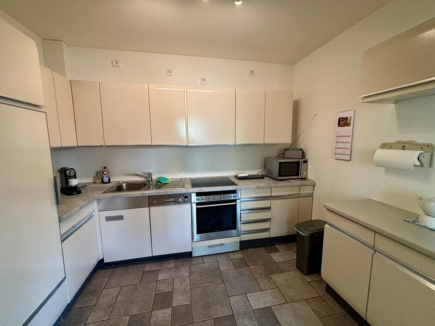 Tolle Wohnung mit großem Balkon in Kaiserswerth – Arnheimer Str. 144a, 40489 Düsseldorf(Kaiserswerth) – Vorschaubild 14