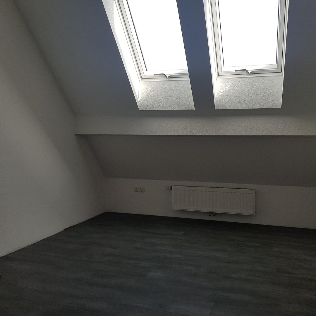 Saniertes Zweifamilienhaus zur Miete in Giesen – Rathausstraße 33, 31180 Giesen – Vorschaubild 3