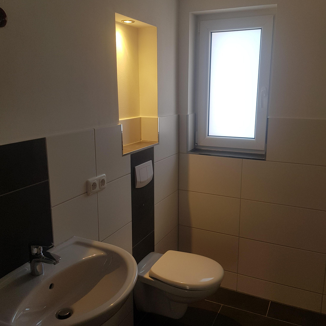 Saniertes Zweifamilienhaus zur Miete in Giesen – Rathausstraße 33, 31180 Giesen – Vorschaubild 6
