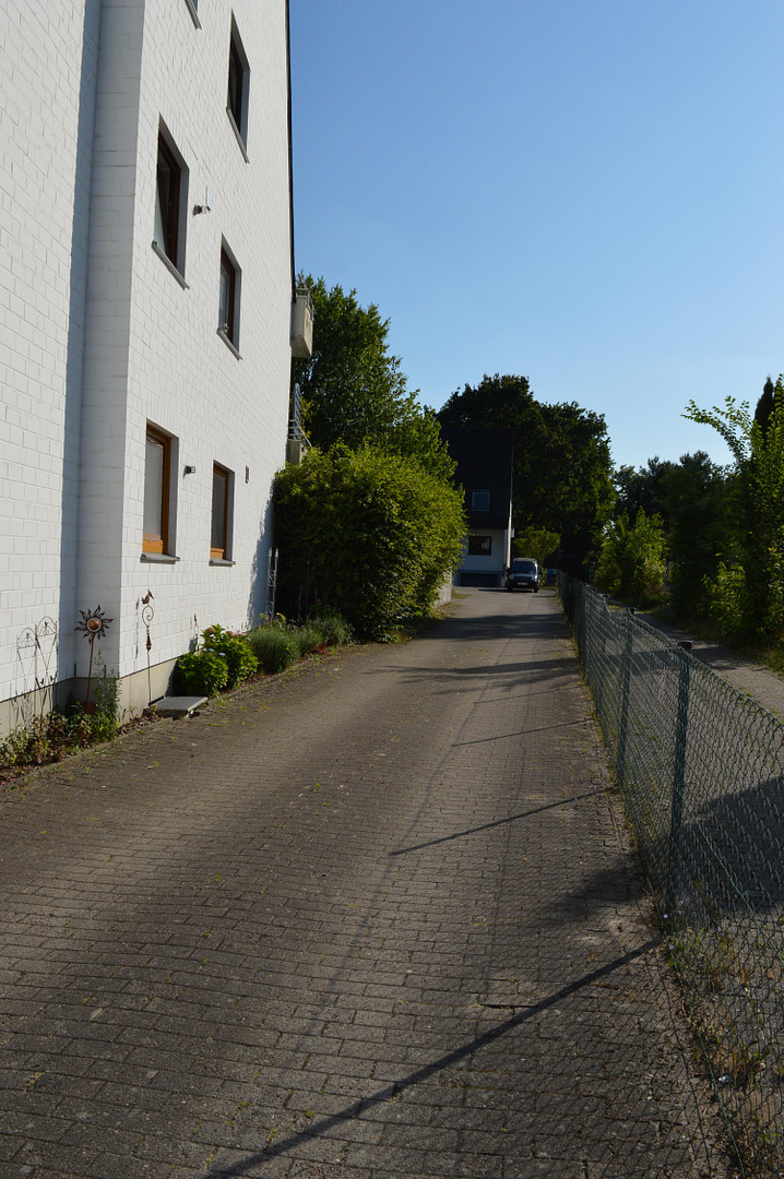 "Attraktives Reihenhaus" in "Weser"-Nähe, ruhige Lage, im schönen "Bremer Norden" – 28777 Bremen(Blumenthal) – Vorschaubild 4