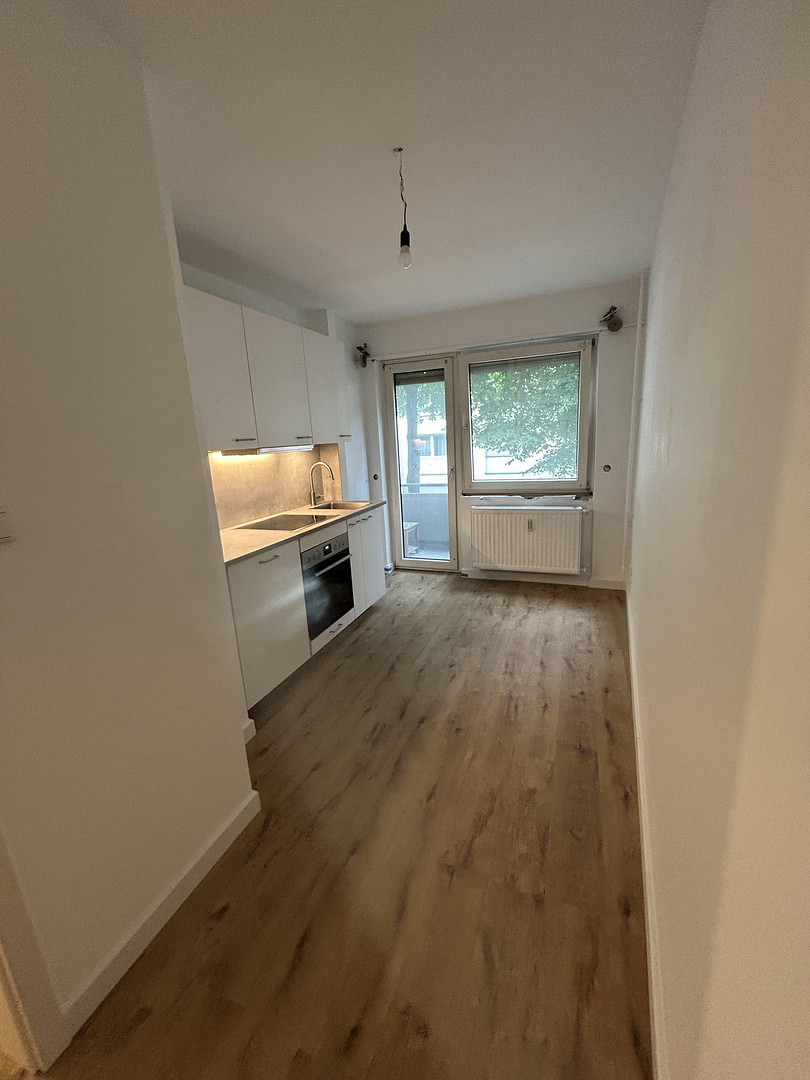 1,5-Zimmer-Wohnung | Erstbezug nach Sanierung | 2 Balkone |  Tageslichtbad | hochwertige Einbauküche