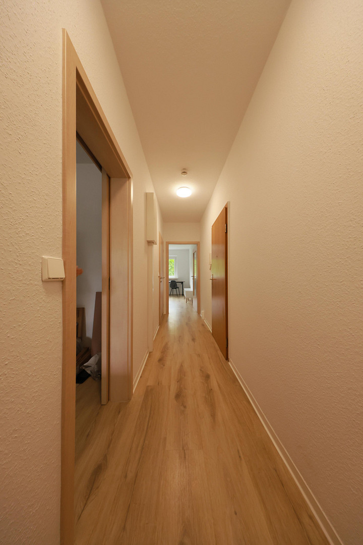Möbliert einziehen & durchstarten: komplett ausgestattetes 1-Zimmer-Zuhause – Rostock(Dierkow) – Vorschaubild 6