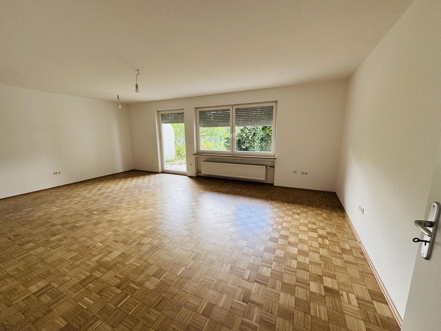 Attraktive, frisch renovierte Doppelhaushälfte in ruhiger Lage von Unterpfaffenhofen – Germering(Unterpfaffenhofen) – Vorschaubild 5