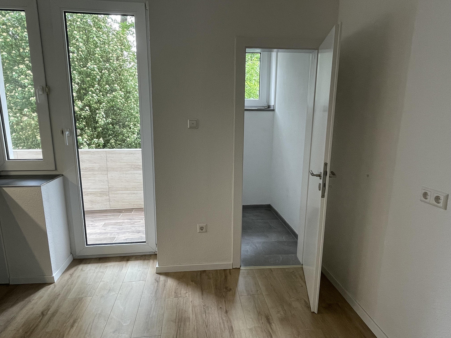 Innenstadt Ost am Westfalenpark: 3,5-Zi.-Wohnung mit Südwestbalkon und Küche! – 44141 Dortmund(Mitte) – Vorschaubild 8