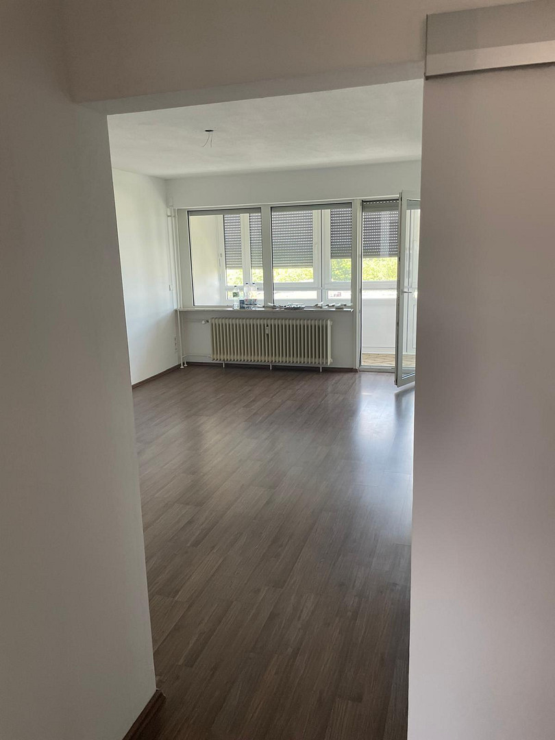 3-Zimmer-Wohnung mit Balkon und TG Stellplatz – Pillauer Straße 8, 75181 Pforzheim – Vorschaubild 2
