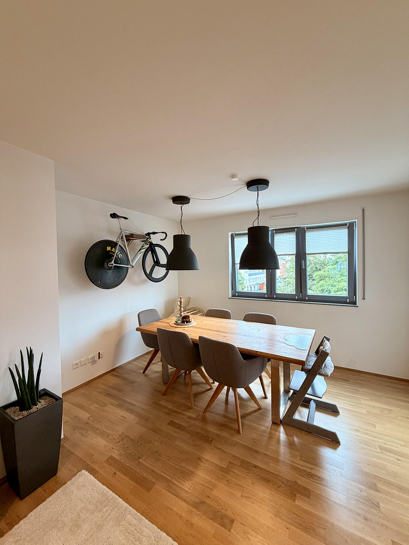 Exklusive 4-Zimmer-Wohnung mit Designerküche und Tiefgaragenstellplatz – Wohnen auf höchstem Niveau – Herrnstr 33, 90763 Fürth – Vorschaubild 2