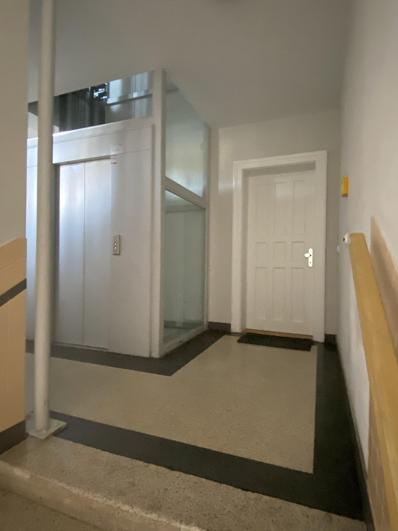2 Zimmer Wohnung im sanierten Altbau in Neuhausen (teilmöbliert) – Donnersbergerstr. 10, 80634 München(Neuhausen) – Vorschaubild 4