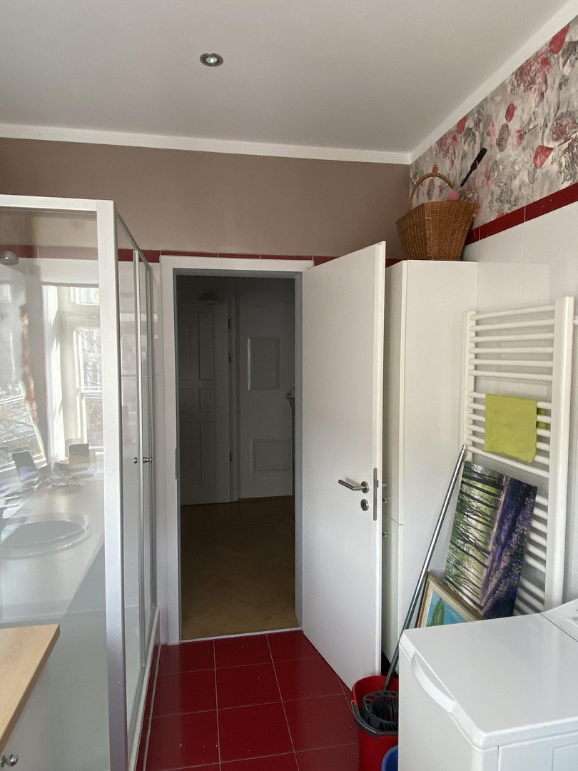 2 Zimmer Wohnung im sanierten Altbau in Neuhausen (teilmöbliert) – Donnersbergerstr. 10, 80634 München(Neuhausen) – Vorschaubild 9