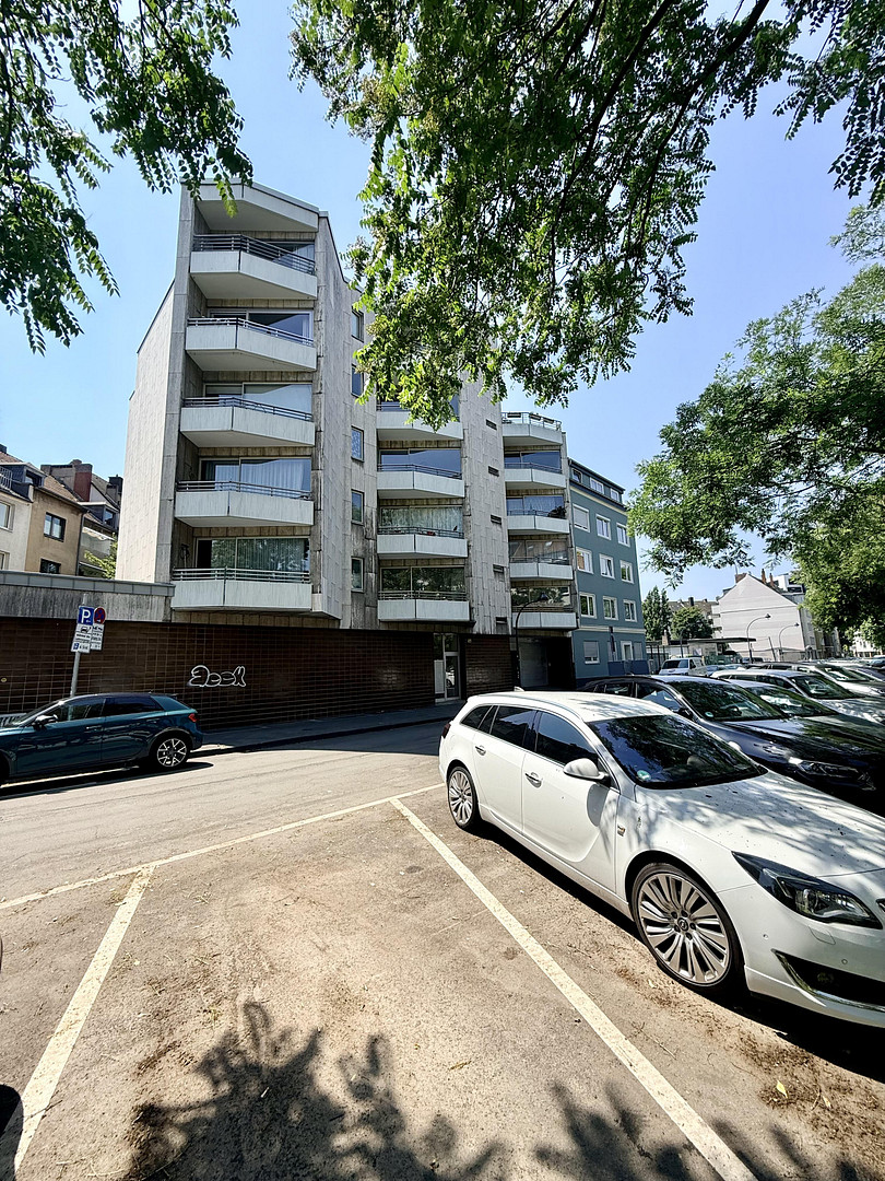 D-Derendorf: Bezugsfreie 2 Zimmer mit Loggia & Aufzug * komplett eingerichtet * Energieklasse D – Golzheimer Straße 129, 40476 Düsseldorf(Derendorf) – Vorschaubild 10