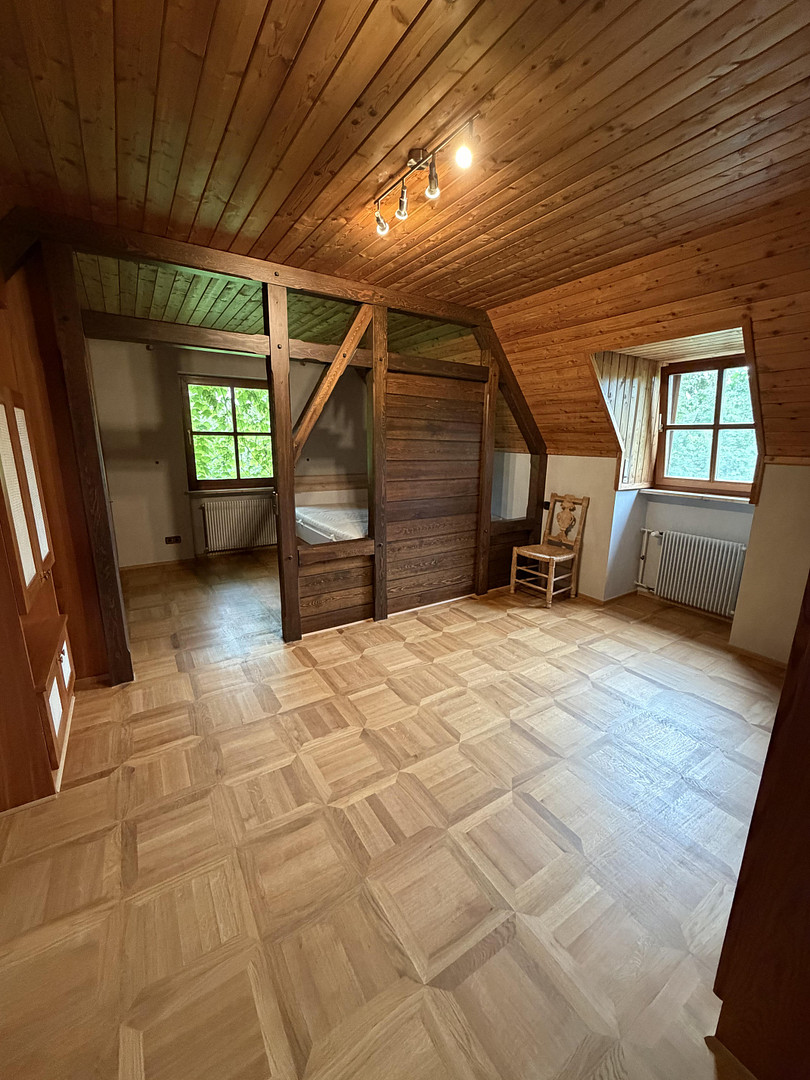 Wohnen mit Charakter: Charmantes Einfamilienhaus mit großem Garten & Kamin – Gebenbach – Vorschaubild 16