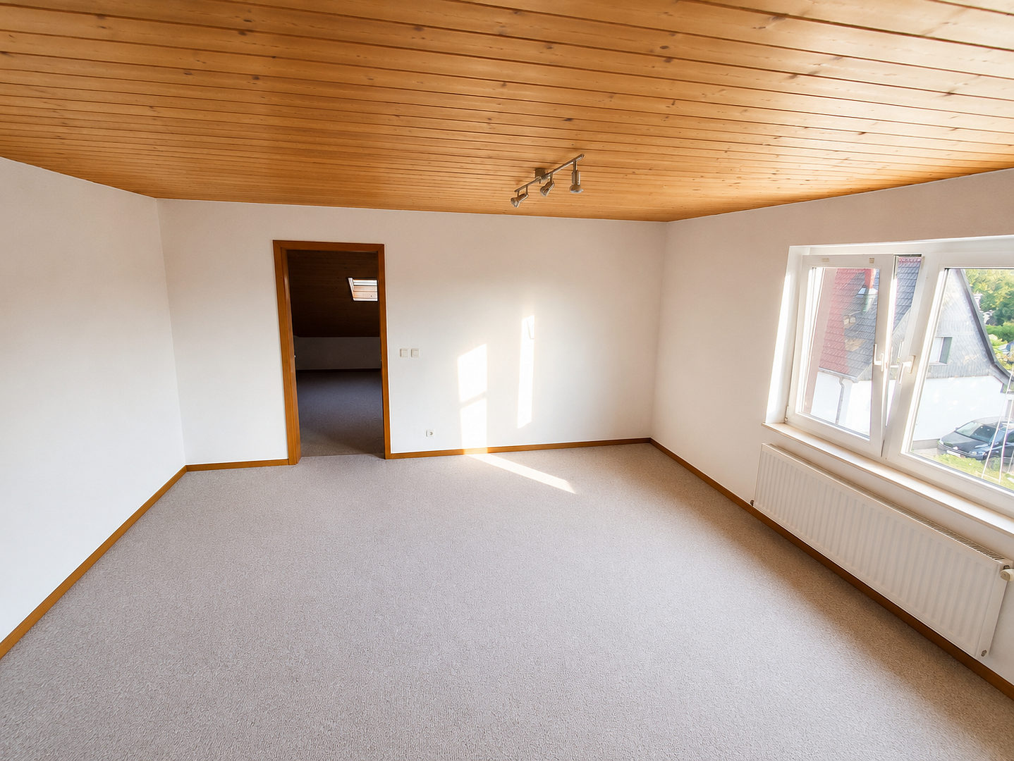 Gemütliche 1,5-Zimmer Dachgeschosswohnung in ruhiger Lage – Leverkusen(Schlebusch) – Vorschaubild 4