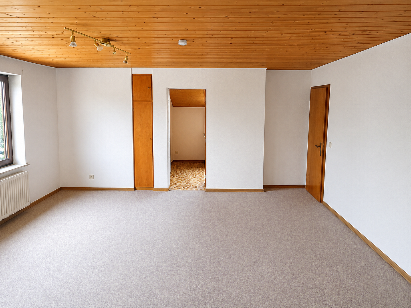 Gemütliche 1,5-Zimmer Dachgeschosswohnung in ruhiger Lage – Leverkusen(Schlebusch) – Vorschaubild 3