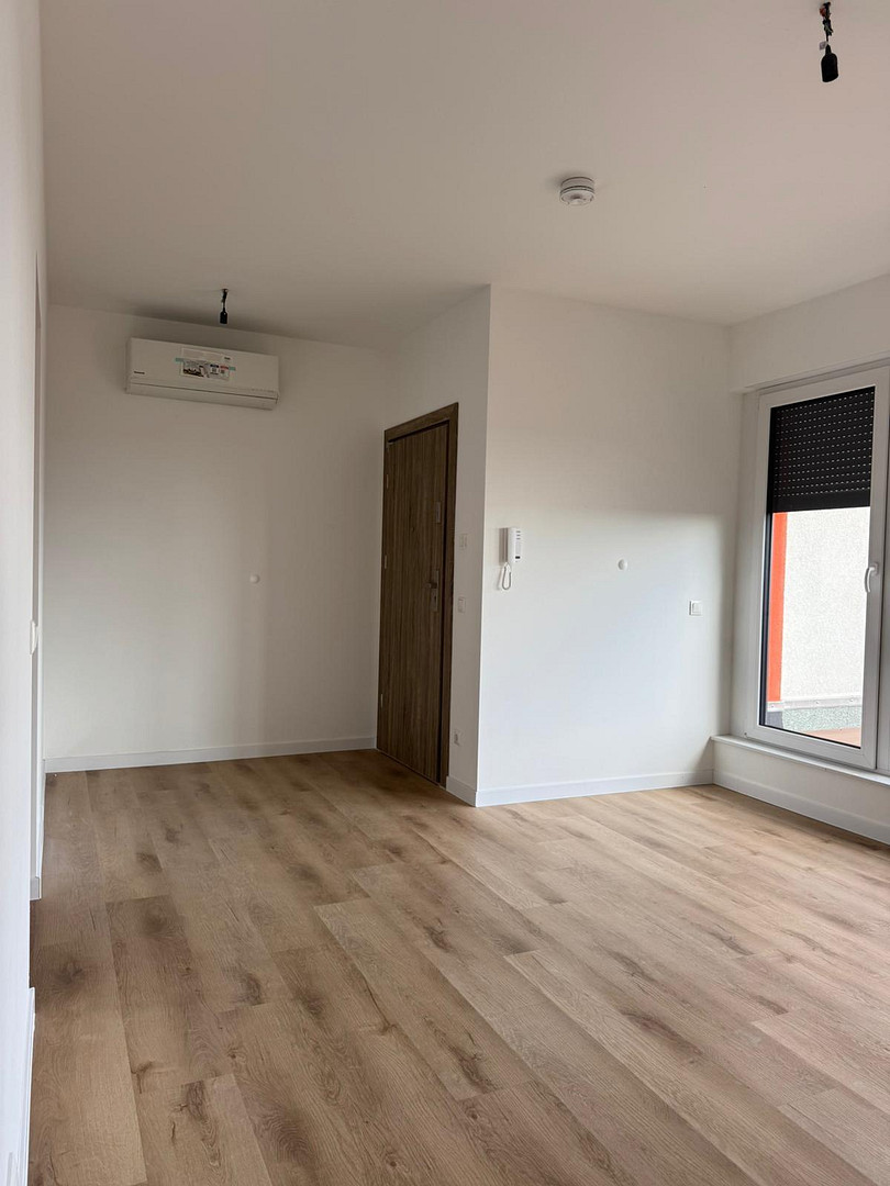 3 Zi Penthouse Whg, 89 m², ca. 52 m² Terrasse, Klimaanlage, flexible Raumaufteilung, B16 – Foto 5