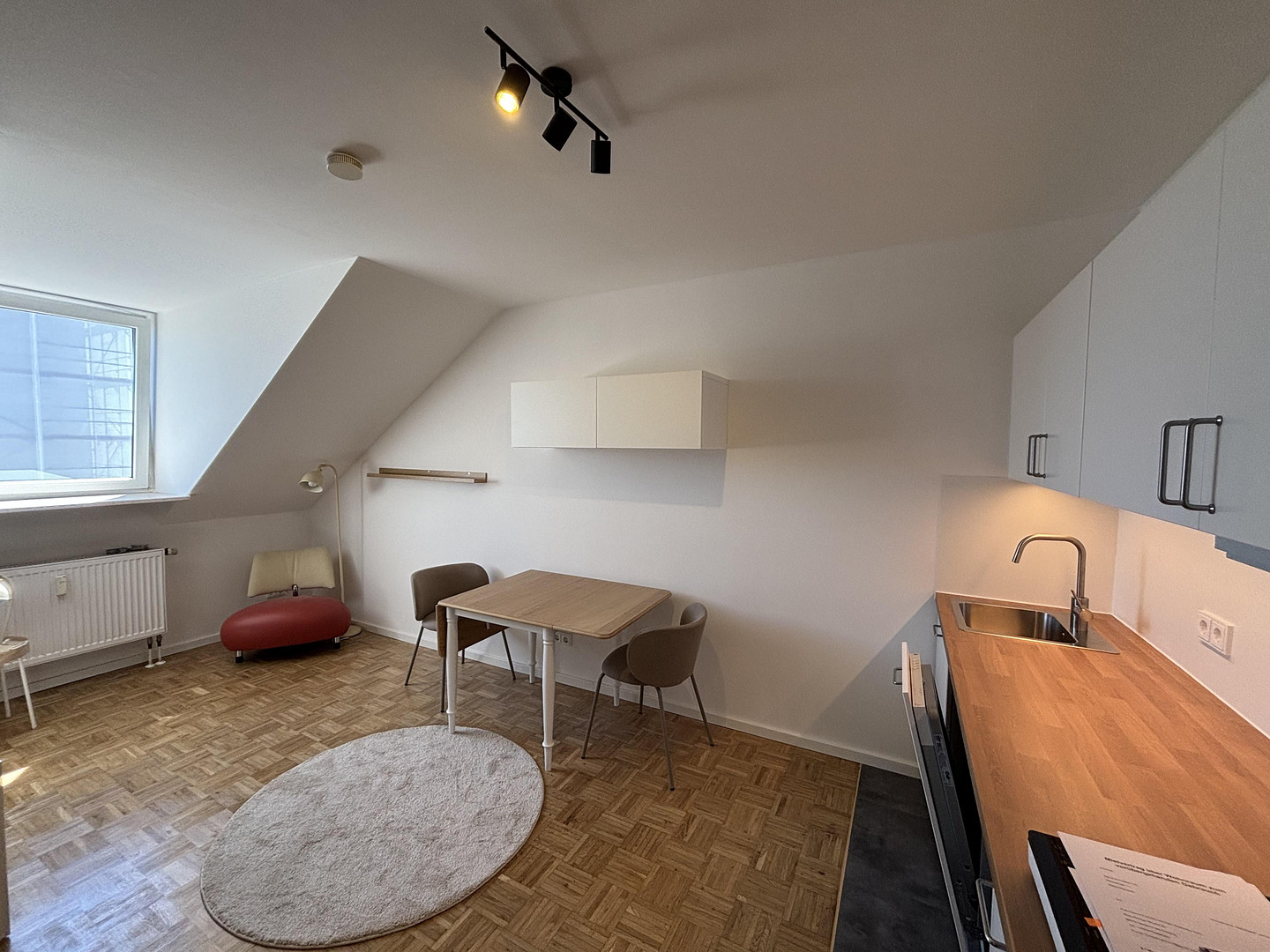 Erstbezug nach Sanierung – Ruhiges 1-Zimmer-Apartment in zentraler Lage – München(Schwabing) – Vorschaubild 3