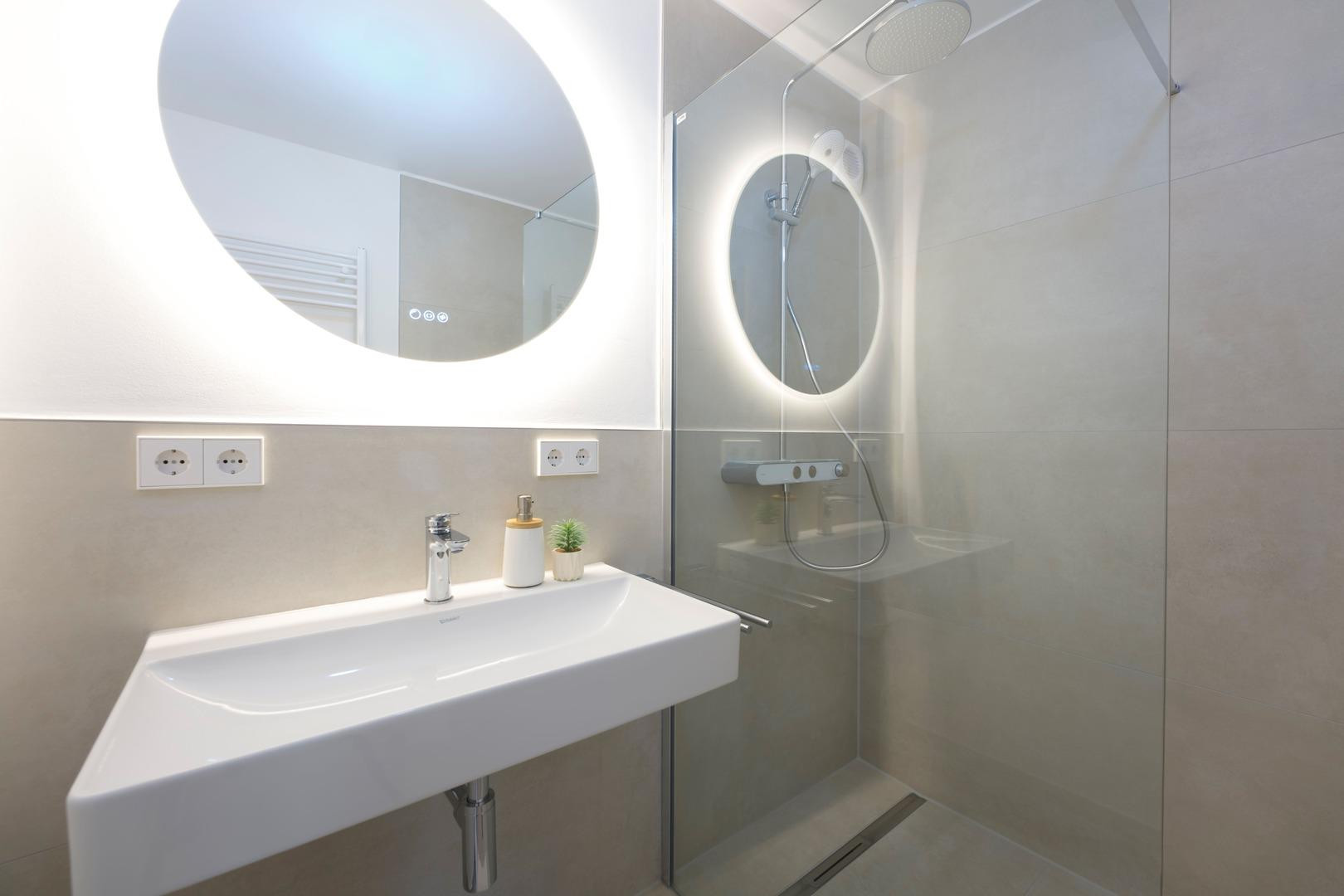 Erstbezug nach Kernsanierung: 4-Zimmer-Wohnung mit PV-Mieterstrom & TG-Stellplatz in S-Heumaden – 70619 Stuttgart(Heumaden) – Vorschaubild 3