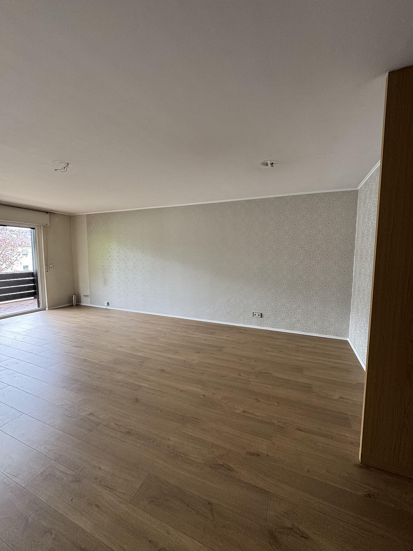 4-Zimmer-Erdgeschosswohnung mit Balkon, Garage und Gartennutzung in ruhiger Lage, Haibach – 63808 Haibach – Vorschaubild 3