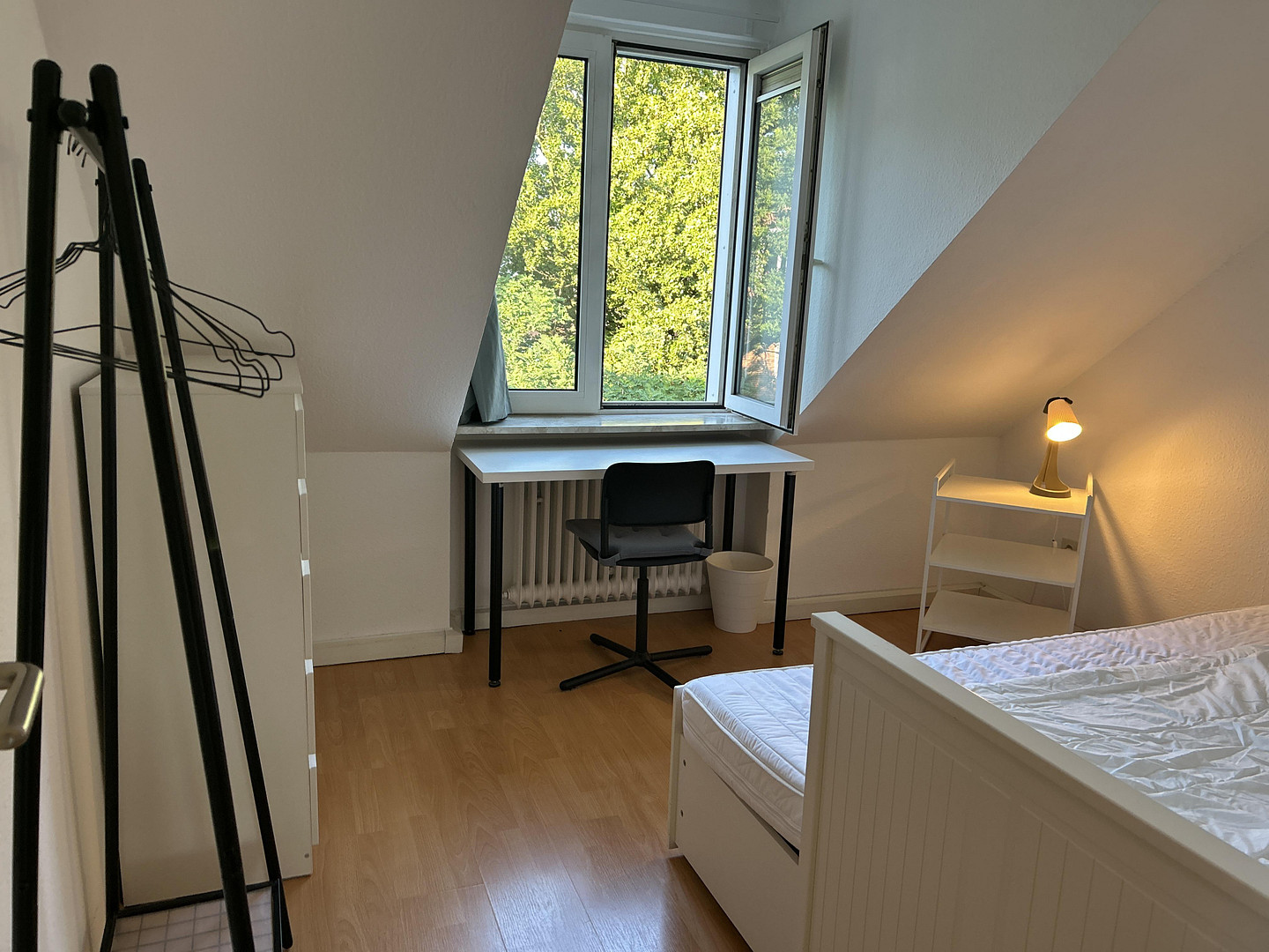 Helle 2-Zimmer Whg, bezugsfrei, im Komponistenviertel, provisionsfrei – 22083 Hamburg Wandsbek(Barmbek-Süd) – Vorschaubild 4