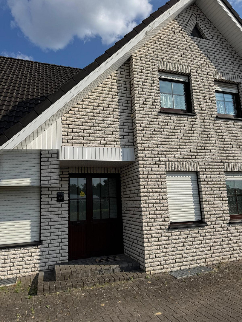 Freistehendes Zweifamilienhaus mit Bürotrakt und Garage – Lengerich – Vorschaubild 3
