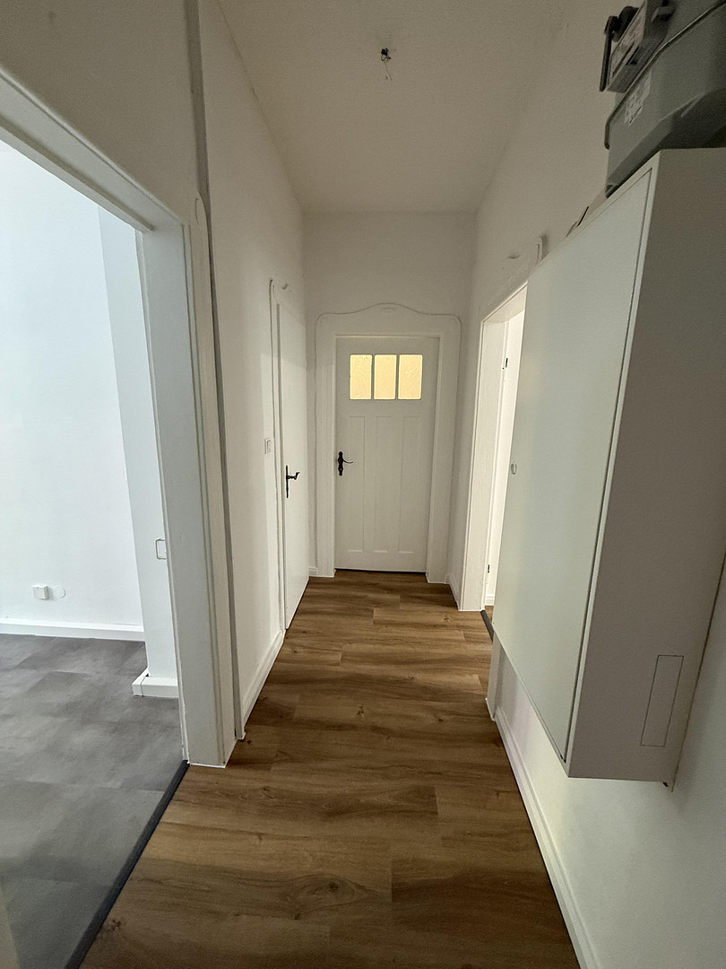 Sofort bezugsfrei: schöne, renovierte 3-Zi.-Wohnung in toller Lage! – Nürnberg(Galgenhof) – Vorschaubild 6