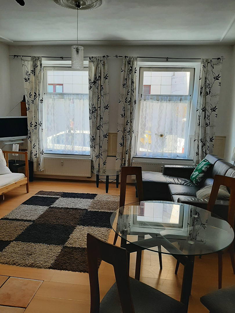 2-Zimmerwohnung teilmöbliert ca. 60 m² im EG mit Wohnraumküche und Freisitz – Schirmstraße, 90762 Fürth – Vorschaubild 3