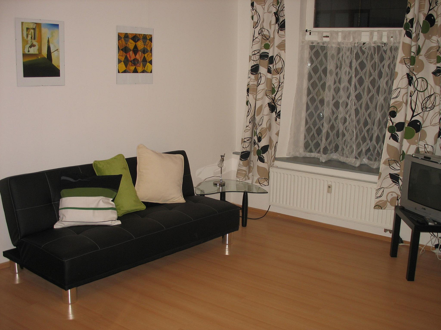 2-Zimmerwohnung teilmöbliert ca. 60 m² im EG mit Wohnraumküche und Freisitz – Schirmstraße, 90762 Fürth – Vorschaubild 2