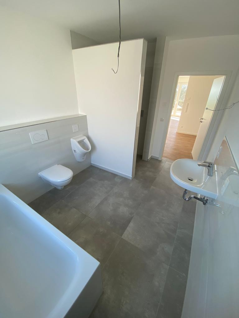 Moderne 3-Zimmer- Wohnung mit Tiefgaragenstellplatz & Balkon - Neubau aus 2022 – Traubenweg 2, 49090 Osnabrück(Pye) – Vorschaubild 9