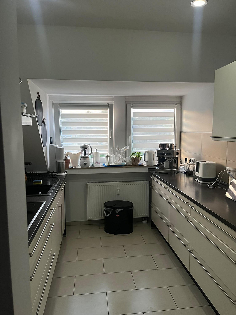 3,5-Zimmer Wohnung in Essen mit 111 m² Wohnfläche / Nutzfläche + Garage + Stellplatz + EBK – Förderstraße 10, 45356 Essen(Vogelheim) – Vorschaubild 5