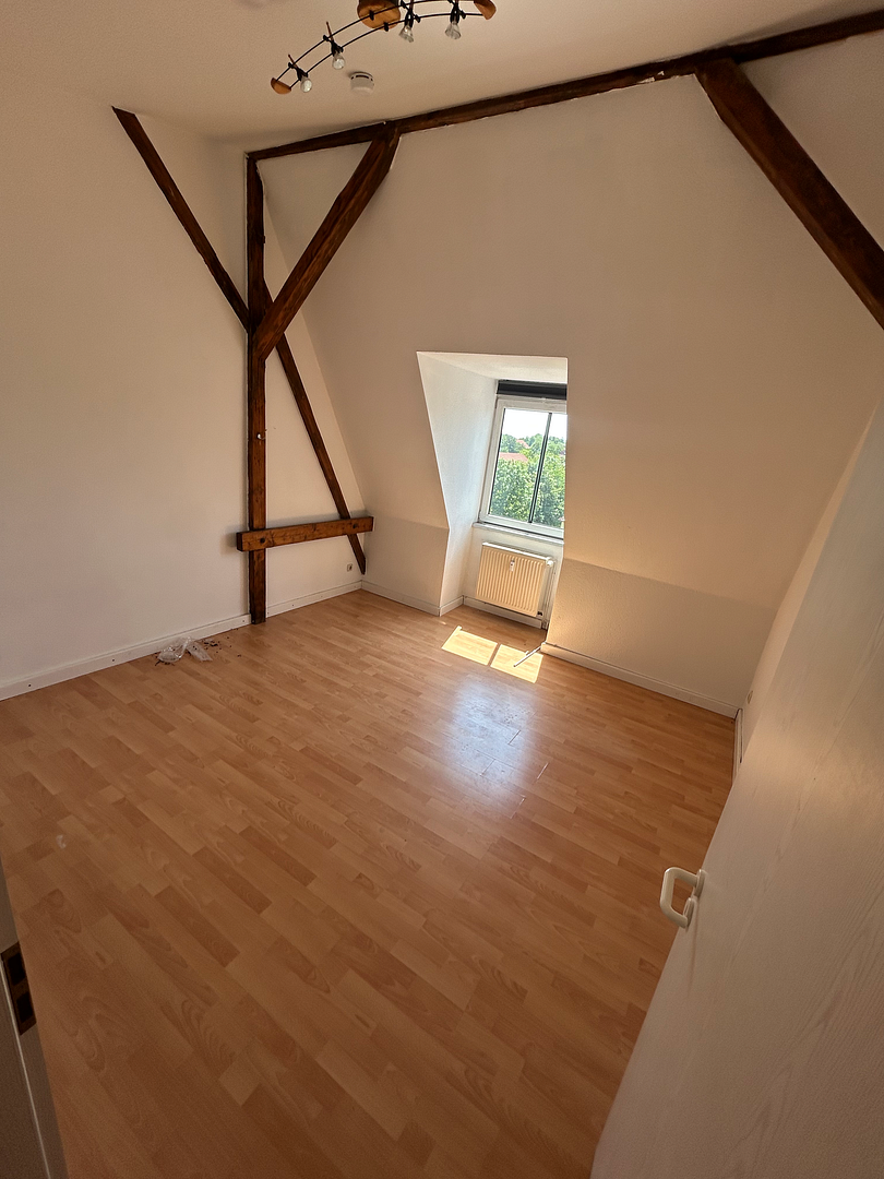 Charmanter, lichtdurchfluteter Wohntraum im DG – Magdeburg Stadtfeld Ost – 39108 Magdeburg(Stadtfeld) – Vorschaubild 6