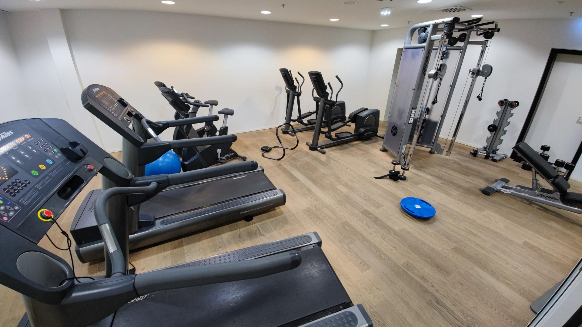 Von Privat: 2,5 Zimmer Wohnung – Birketweg 37, 80639 München(Neuhausen) – Vorschaubild 8