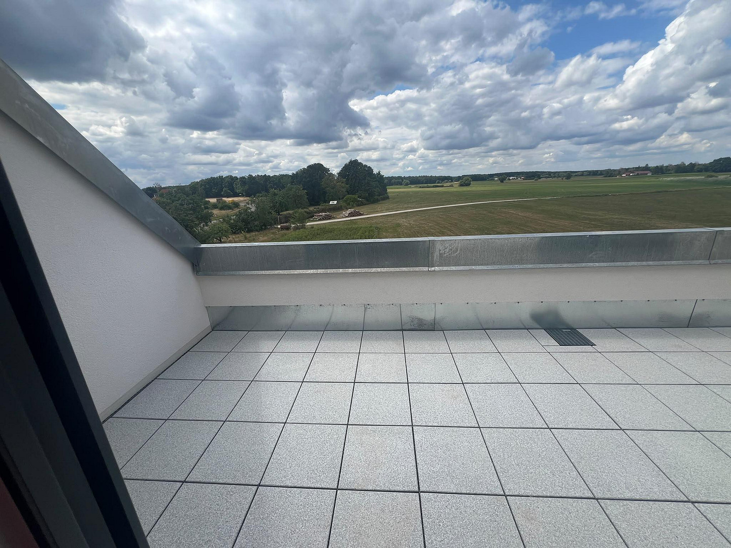 ERSTBEZUG NEUBAU 2 Zimmer Galerie Wohnung in Nürnberg mit Balkon / Fussbodenheizung / Duplexgarage – Kornburger Hauptstraße 4, 90455 Nürnberg(Kornburg) – Vorschaubild 16