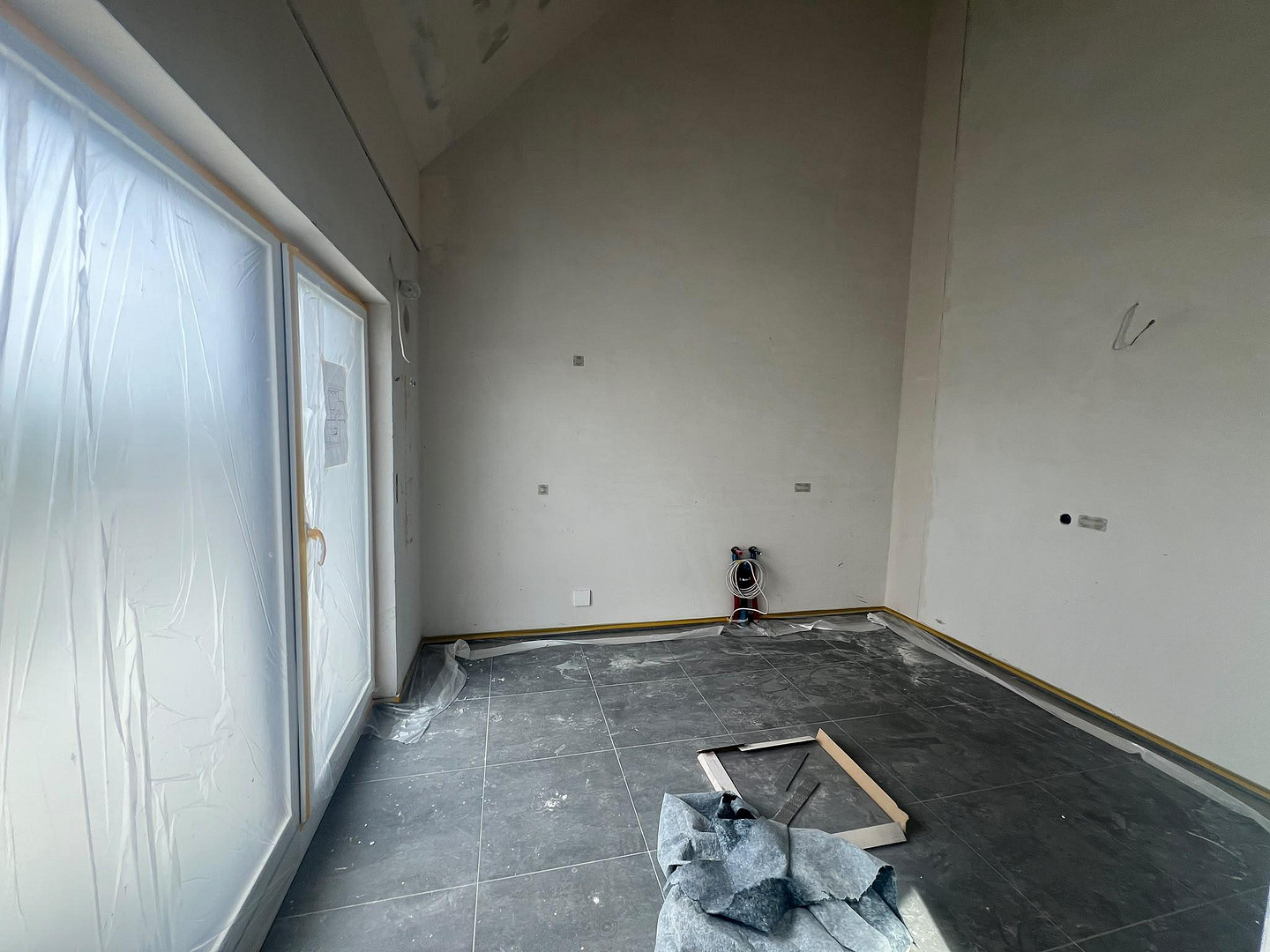 ERSTBEZUG NEUBAU 2 Zimmer Galerie Wohnung in Nürnberg mit Balkon / Fussbodenheizung / Duplexgarage – Kornburger Hauptstraße 4, 90455 Nürnberg(Kornburg) – Vorschaubild 9