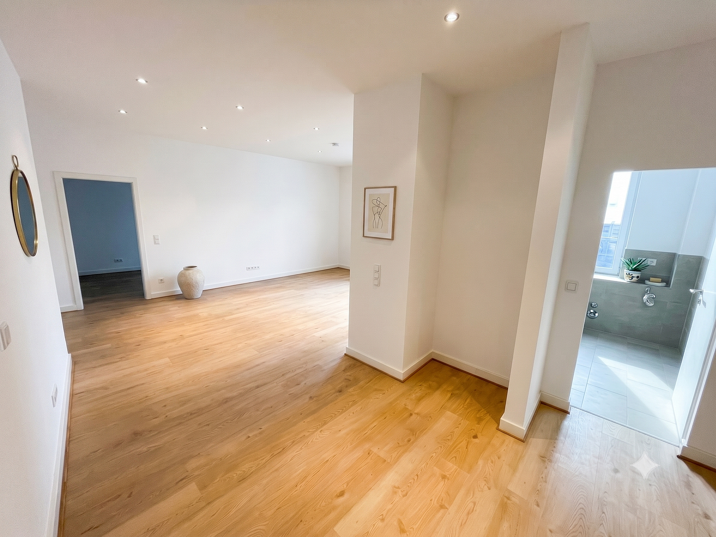 Top saniertes Gründerzeit-Ensemble mit 14 Wohnungen in Wiesbadener Innenstadtlage – Wiesbaden – Vorschaubild 5