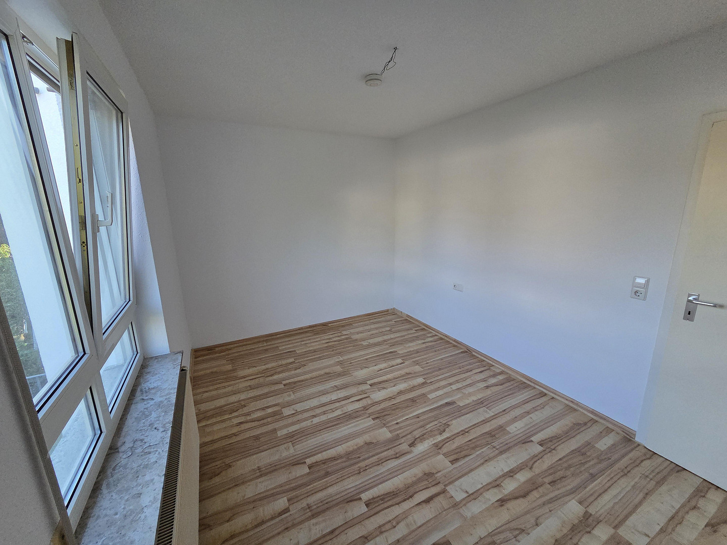 !!!PROVISIONSFREIE!!! Wohnung mit 4 Zimmern in ruhiger Lage zu verkaufen – Waldenbuch – Vorschaubild 6