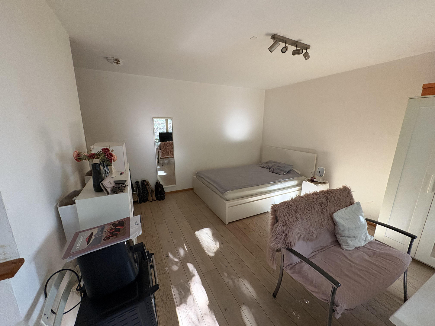 Helles 1-Zimmer-Appartement mit Terrasse am Ulmer Safranberg provisionsfrei – Alberweg 7, 89075 Ulm – Vorschaubild 4