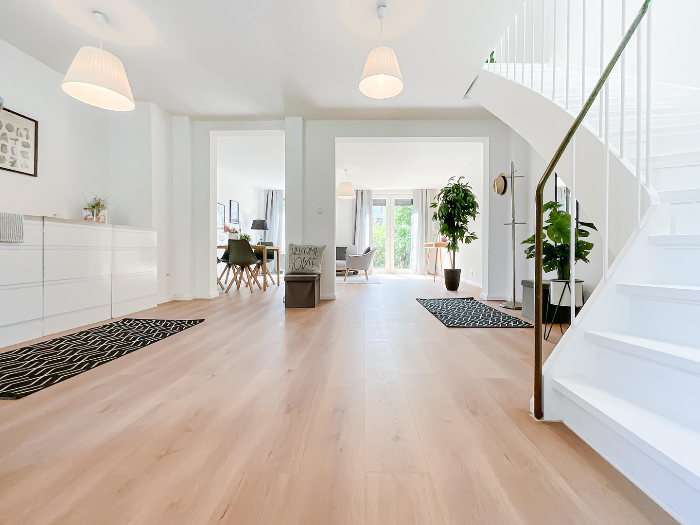 Familienfreundliches Reihenhaus mit Terrasse und Garten in Hamburg-Schnelsen – Hamburg(Schnelsen) – Vorschaubild 2