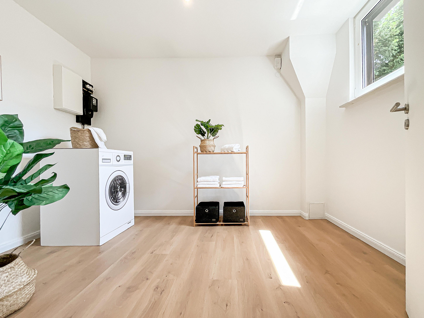 Familienfreundliches Reihenhaus mit Terrasse und Garten in Hamburg-Schnelsen – Hamburg(Schnelsen) – Vorschaubild 5