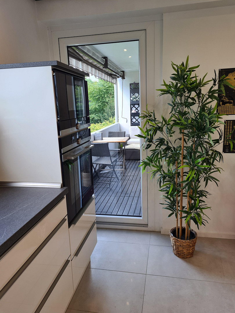 Modern sanierte 3,5-Zimmer-Wohnung mit Balkon, Garage & EBK | Eigennutzer oder ca. 6 % Rendite – Essen(Schönebeck) – Vorschaubild 5