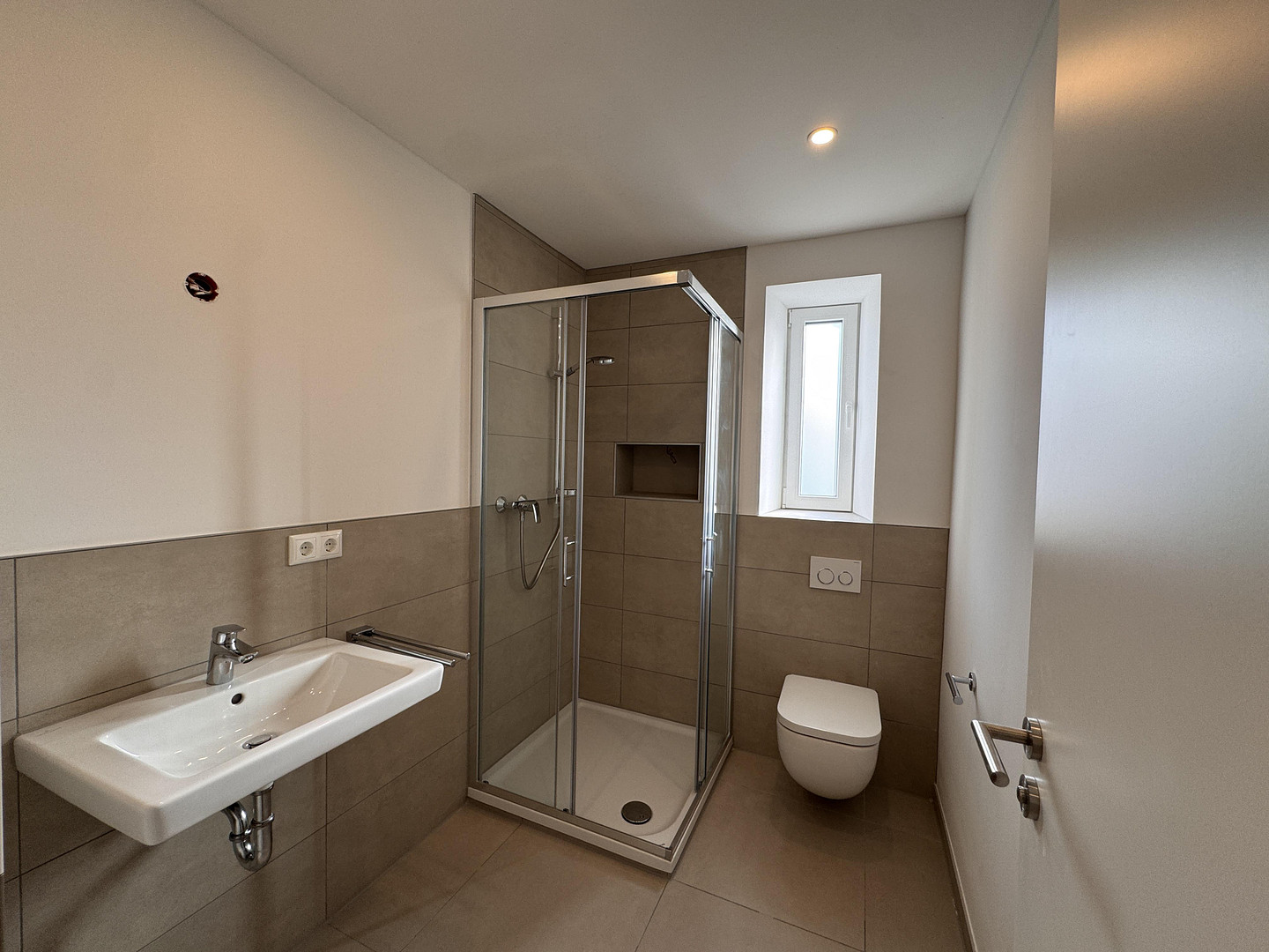 Moderne, sanierte 2,5-Zimmer-Wohnung im EG in Augsburg-Göggingen – Miltenbergstraße 18, 86199 Augsburg(Göggingen) – Vorschaubild 7