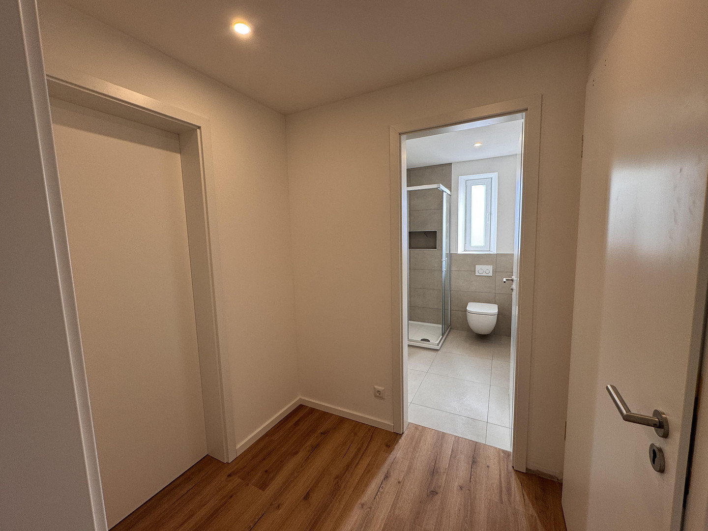 Moderne, sanierte 2,5-Zimmer-Wohnung im EG in Augsburg-Göggingen – Miltenbergstraße 18, 86199 Augsburg(Göggingen) – Vorschaubild 8
